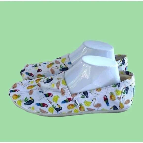 Toms Shoes - Toms Tropical Bird Print Shoes W9.5